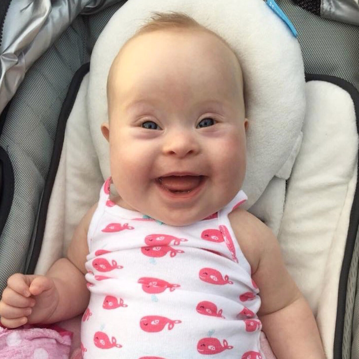 Smiles-BabyGirl Smiles-BabyGirl