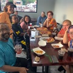 Group Pizza Group Pizza