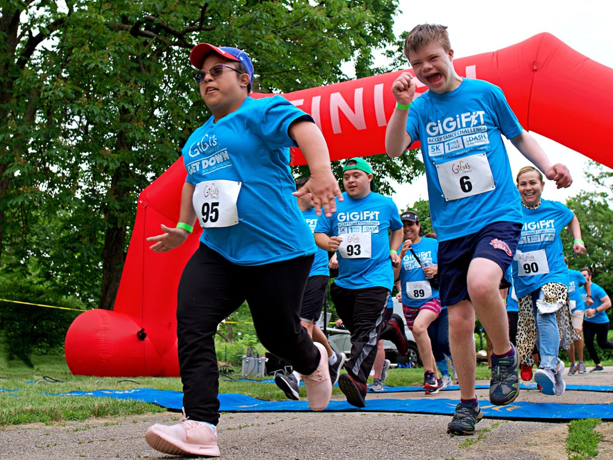 GiGi's 5k Everett runners