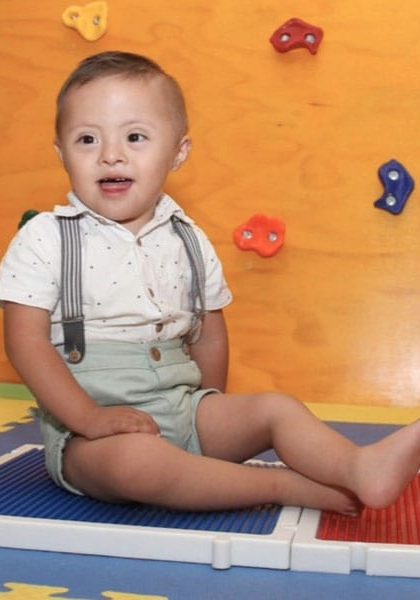 boy-sitting