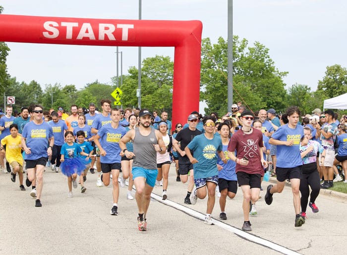 runners doing a race