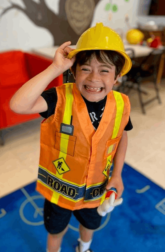 A kid with Downsyndrome in a uniform (1)