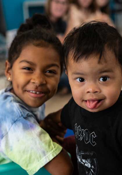 D85_3985.jpg_compressed young kids smiling