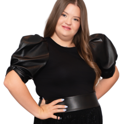 gigi-top-half--2025-black